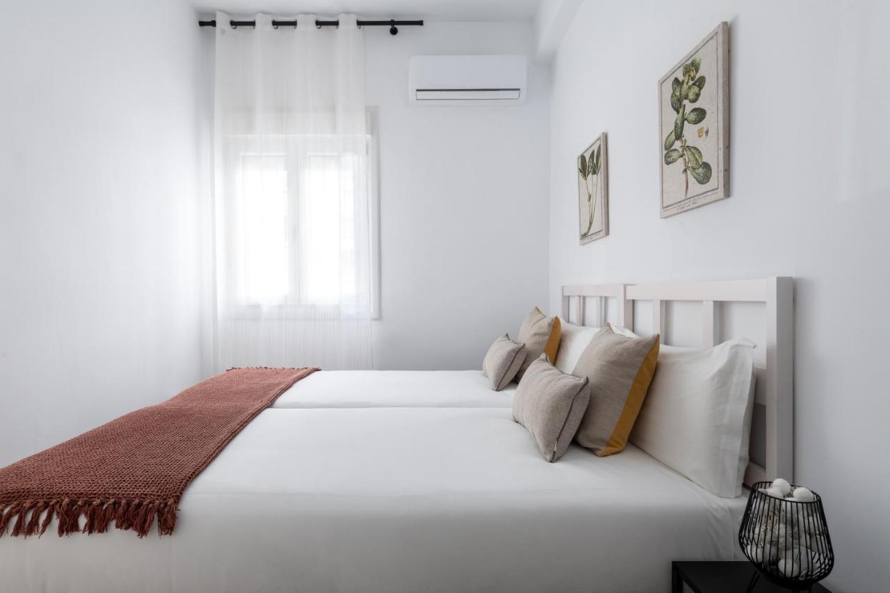Mino Suite Apartment เซบีญา ภายนอก รูปภาพ