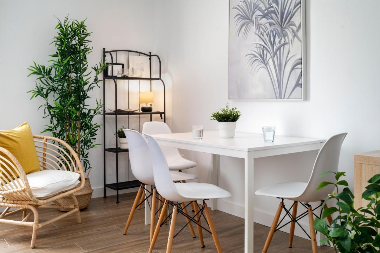 Mino Suite Apartment เซบีญา ภายนอก รูปภาพ