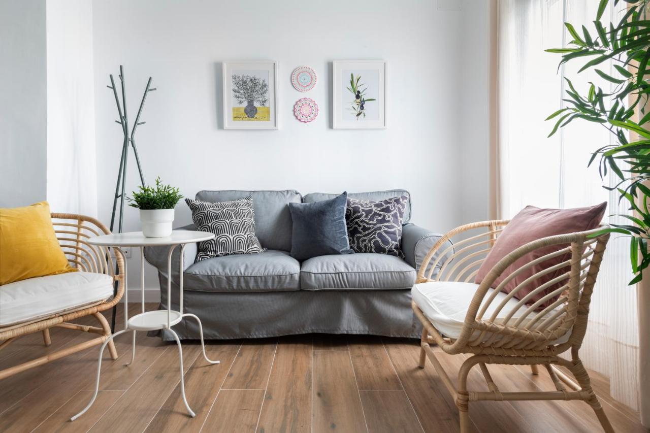 Mino Suite Apartment เซบีญา ภายนอก รูปภาพ